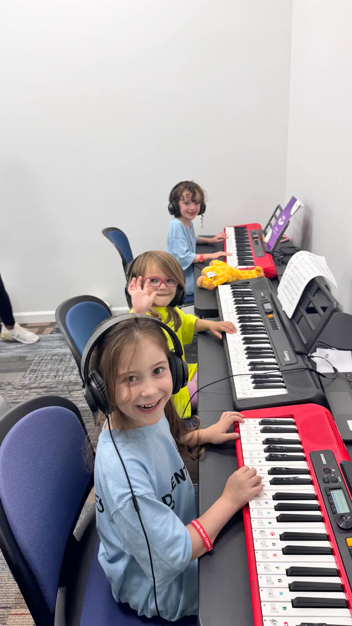 Kids in piano class at Harborfields Music Center